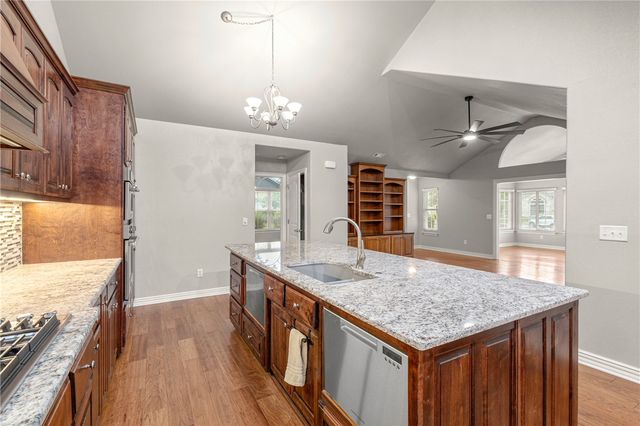 2407 Coues Cove, Bentonville, AR 72713