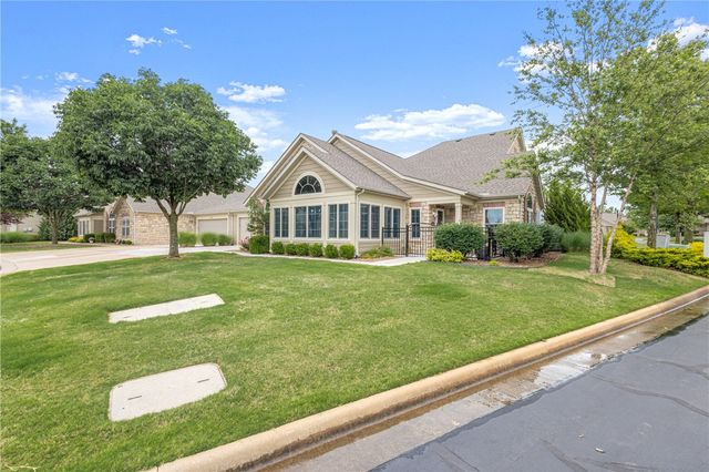 2407 Coues Cove, Bentonville, AR 72713
