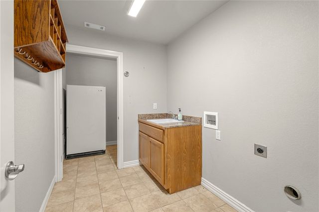 2407 Coues Cove, Bentonville, AR 72713