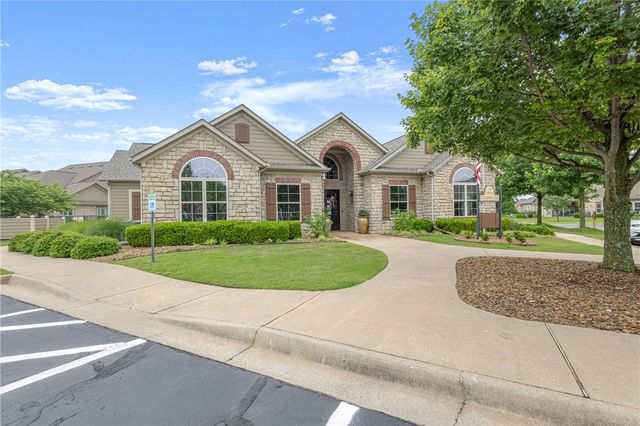 2407 Coues Cove, Bentonville, AR 72713