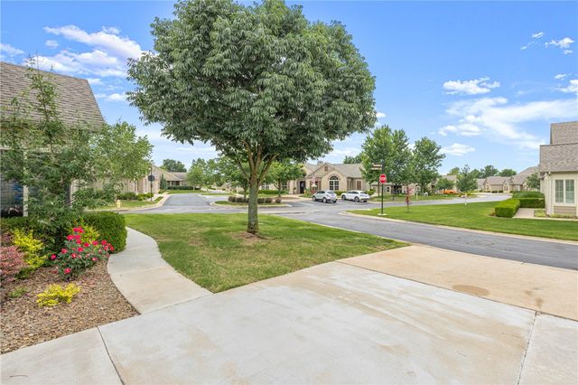 2407 Coues Cove, Bentonville, AR 72713