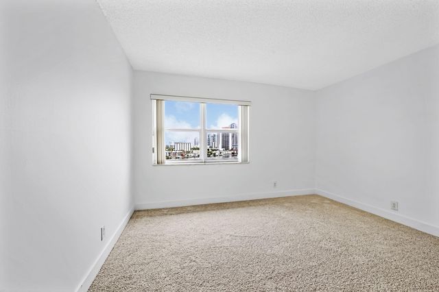 401 Golden Isles Drive 1014, Hallandale Beach, FL 33009