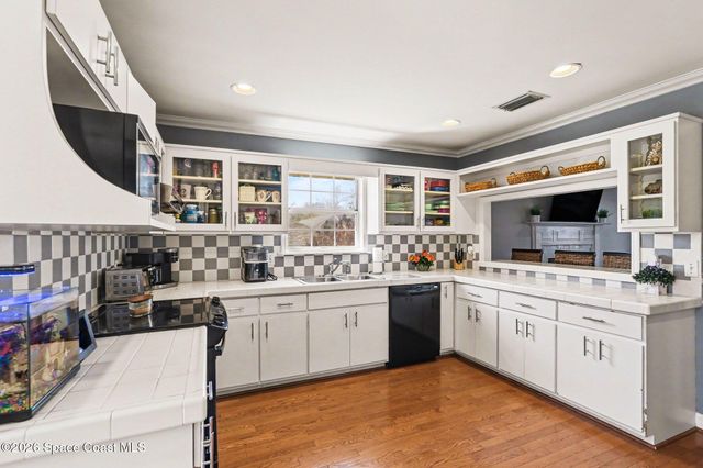 974 Citrus Avenue NE, Palm Bay, FL 32905