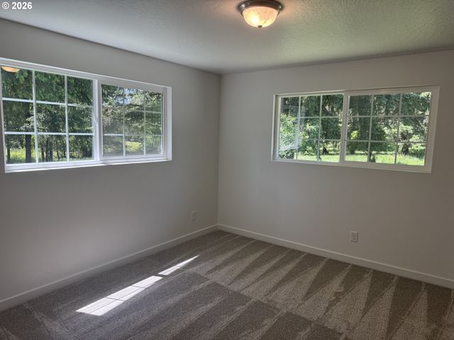 25647 JEANS Rd, Veneta, OR 97487