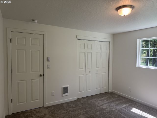 25647 JEANS Rd, Veneta, OR 97487