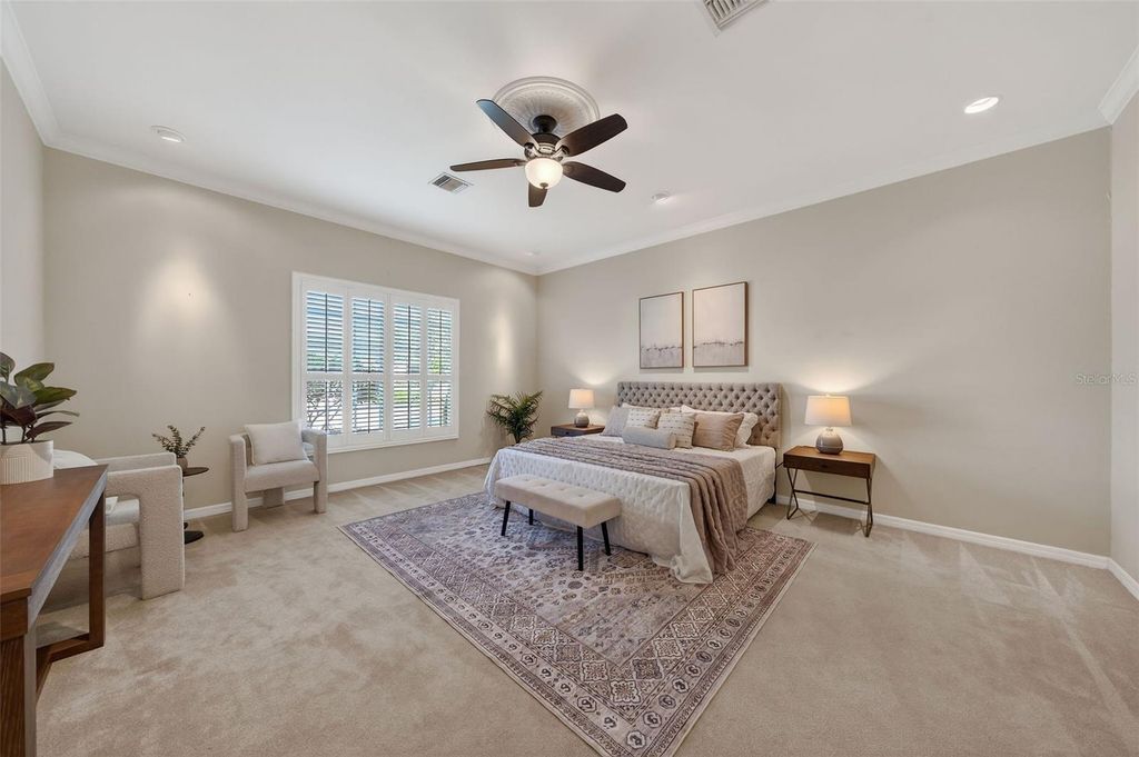 Image 23 of property listing at 925 ASHINGTON PLACE 3, Orlando, FL 32804