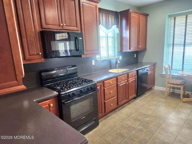 50 Daffodil Drive, Little Egg Harbor, NJ 08087