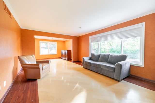 26036 Parke Lane, Grosse Ile Twp, MI 48138