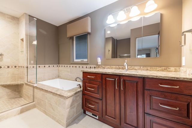 26036 Parke Lane, Grosse Ile Twp, MI 48138