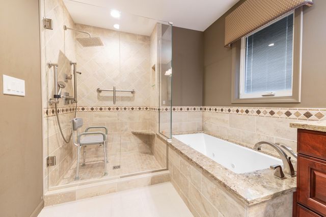 26036 Parke Lane, Grosse Ile Twp, MI 48138