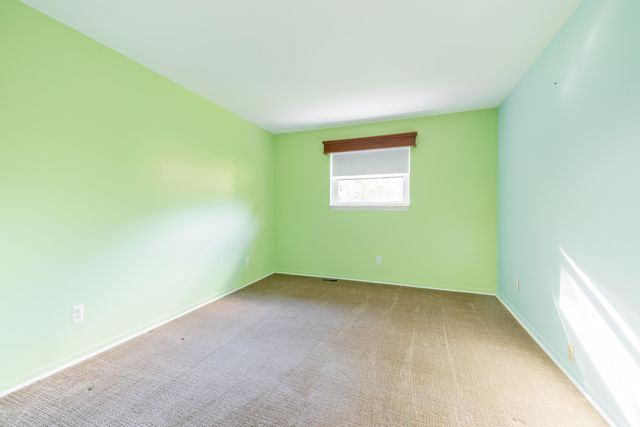 26036 Parke Lane, Grosse Ile Twp, MI 48138