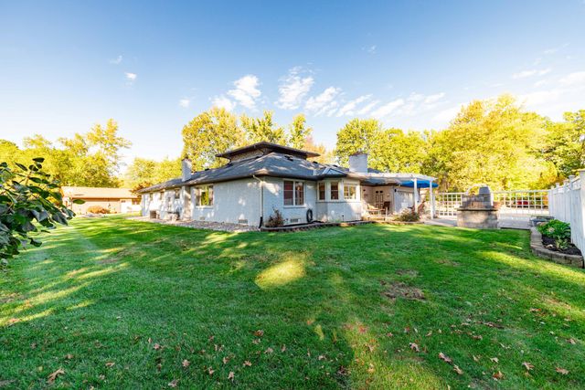 26036 Parke Lane, Grosse Ile Twp, MI 48138