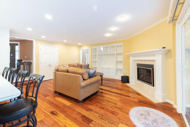 26036 Parke Lane, Grosse Ile Twp, MI 48138