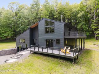 829 Jefferson Road, Nassau, NY 12123