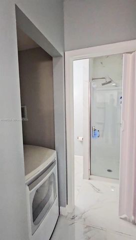 11275 SW 231st Ln, Miami, FL 33170