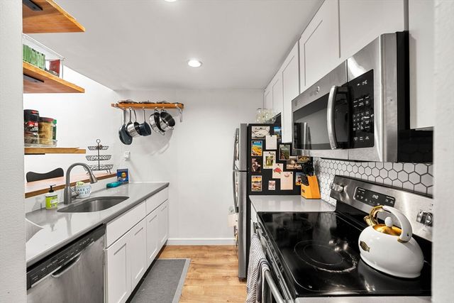 478 Shawmut 9, Boston, MA 02118