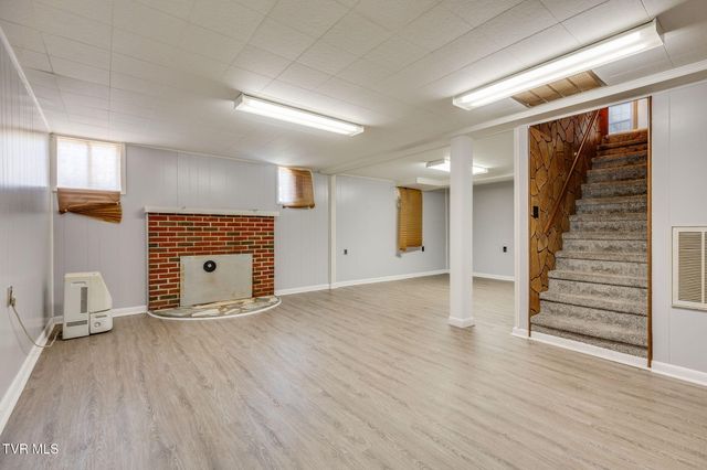 810 Shakesville Road, Bristol, VA 24201