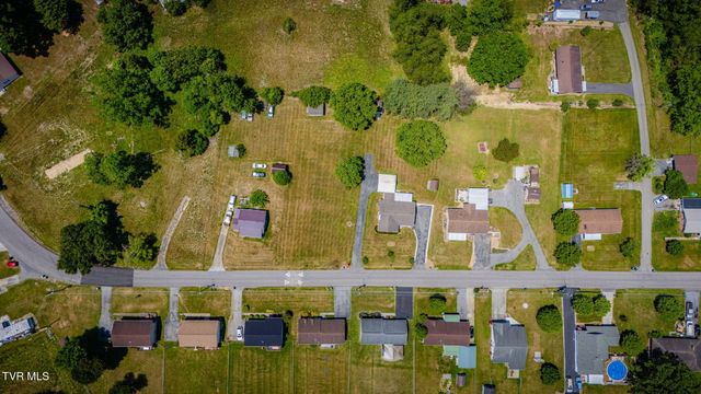 810 Shakesville Road, Bristol, VA 24201
