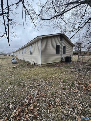 16750 Albert Road, Athens, AL 35611