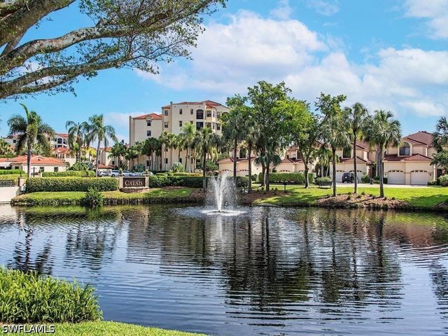 7024 Pelican Bay BLVD F105, Naples, FL 34108