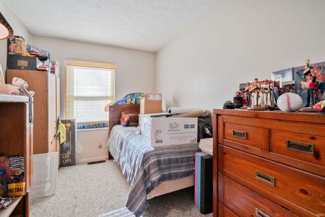 1904 Sherwood Drive, Kokomo, IN 46902