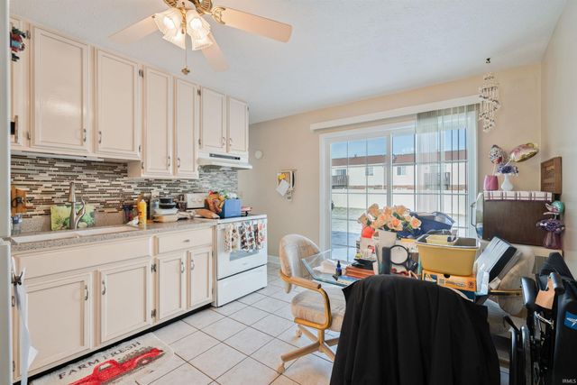 1904 Sherwood Drive, Kokomo, IN 46902