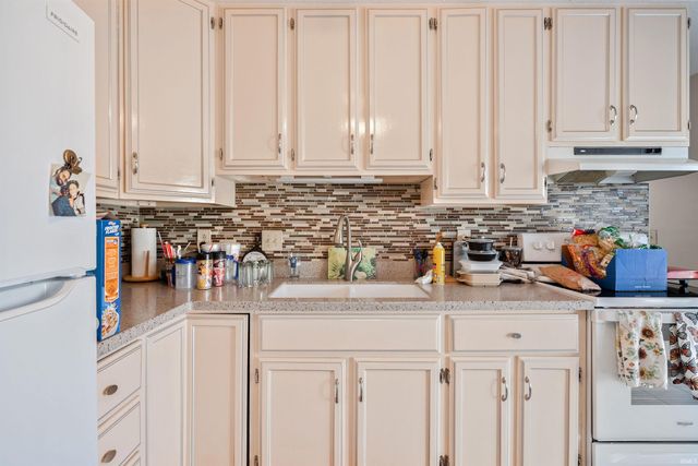 1904 Sherwood Drive, Kokomo, IN 46902