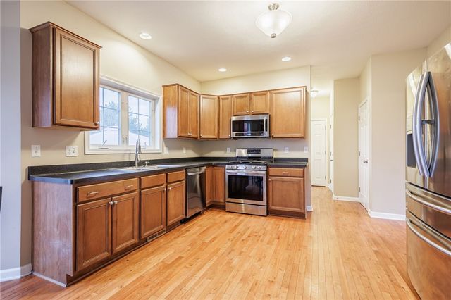 6233 Pheasants Crossing, Farmington, NY 14425