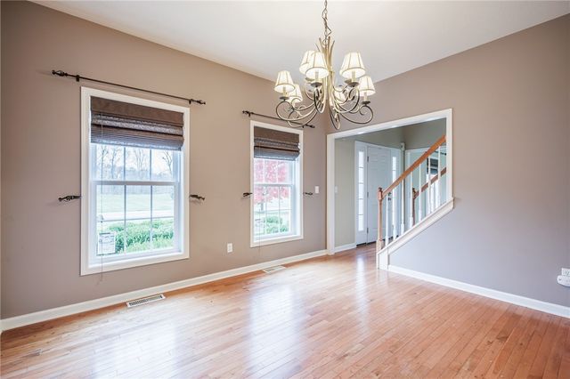 6233 Pheasants Crossing, Farmington, NY 14425