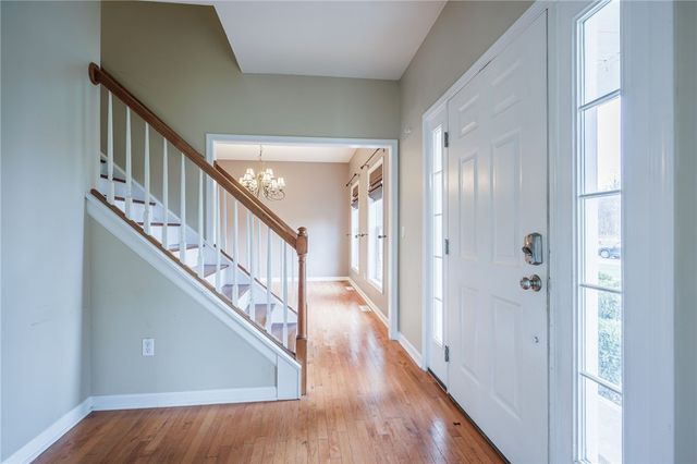 6233 Pheasants Crossing, Farmington, NY 14425