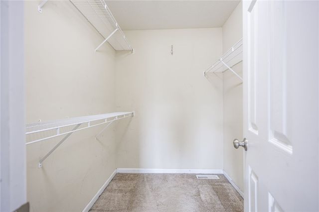 6233 Pheasants Crossing, Farmington, NY 14425