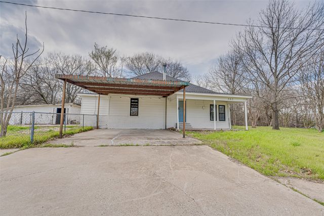 382 County Road 3102, Greenville, TX 75402