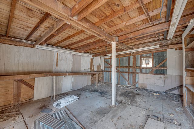 382 County Road 3102, Greenville, TX 75402