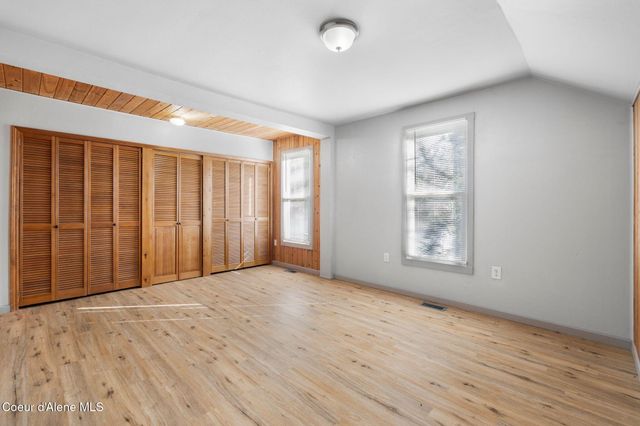 819 Cedar St, Sandpoint, ID 83864