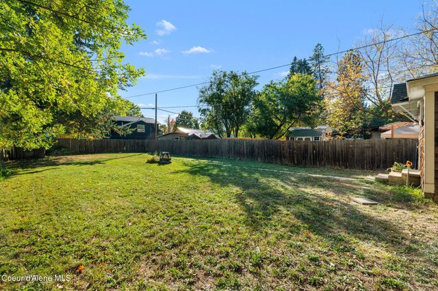 819 Cedar St, Sandpoint, ID 83864