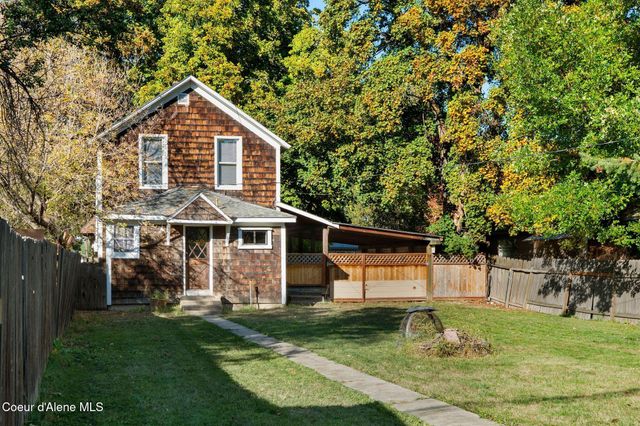 819 Cedar St, Sandpoint, ID 83864