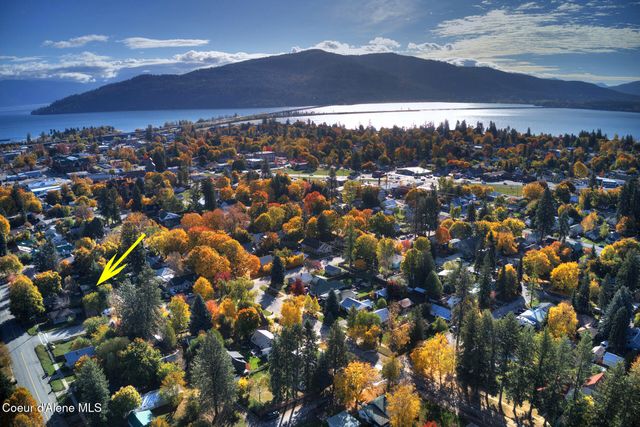 819 Cedar St, Sandpoint, ID 83864