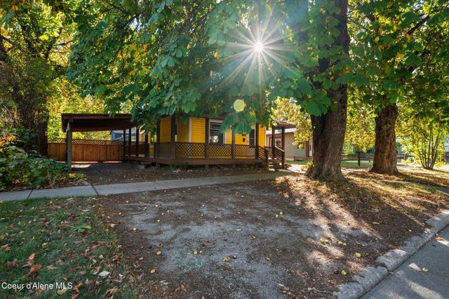 819 Cedar St, Sandpoint, ID 83864