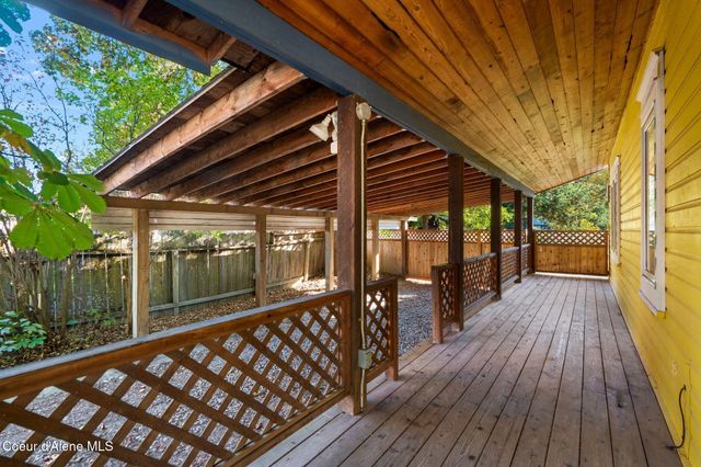 819 Cedar St, Sandpoint, ID 83864