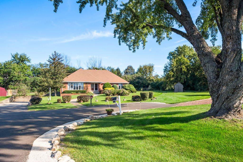 8120 Rosemere Court, Willow Springs, IL 60480 — photo 4