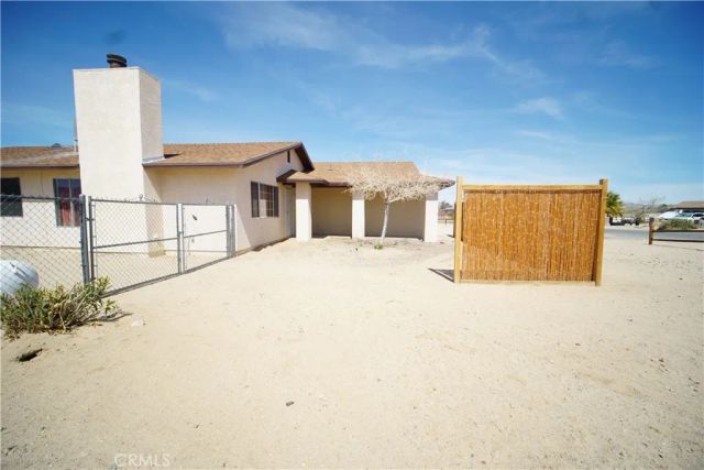 4818 Round Up Road, 29 Palms, CA 92277