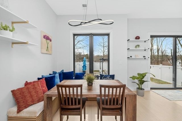 70 Washington St 70, Newton, MA 02458