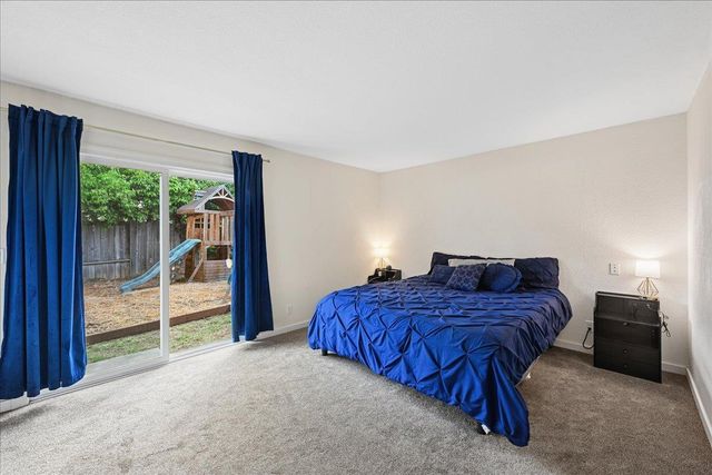 1221 Rudger Way, Sacramento, CA 95833