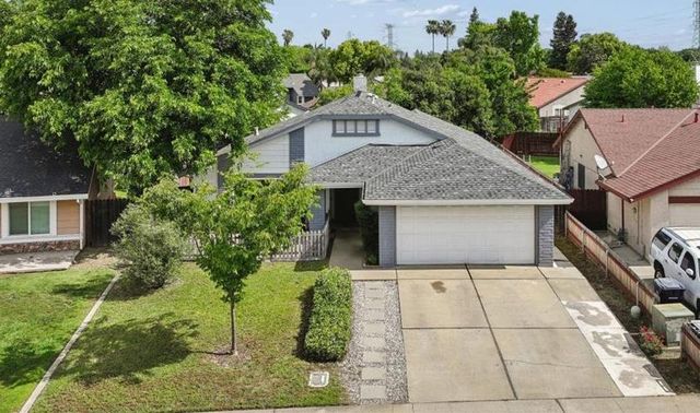 1221 Rudger Way, Sacramento, CA 95833