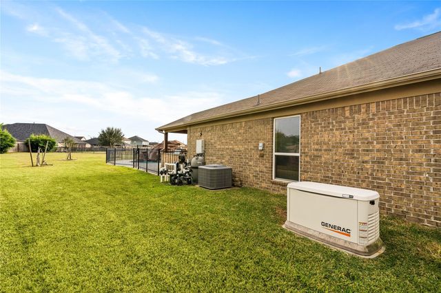 2926 Tulip Tree Trail, Rosenberg, TX 77471