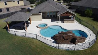 2926 Tulip Tree Trail, Rosenberg, TX 77471