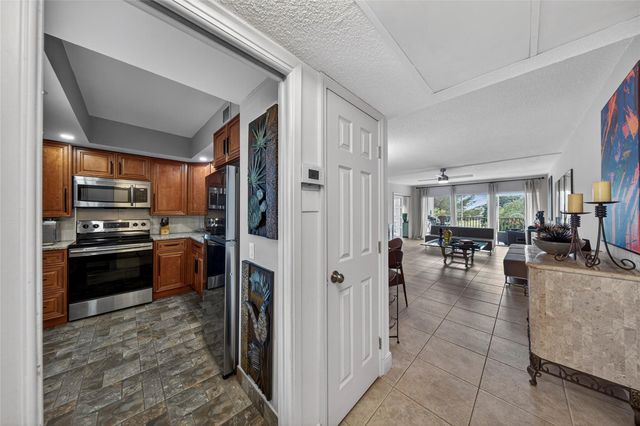 3200 N Palm Aire Drive 508, Pompano Beach, FL 33069