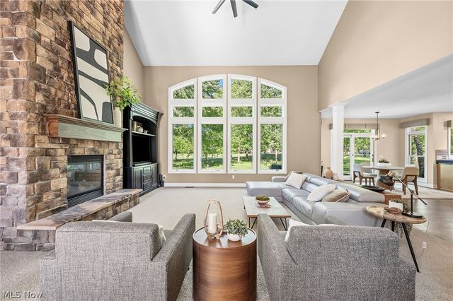 583 Legends Row, Avon Lake, OH 44012