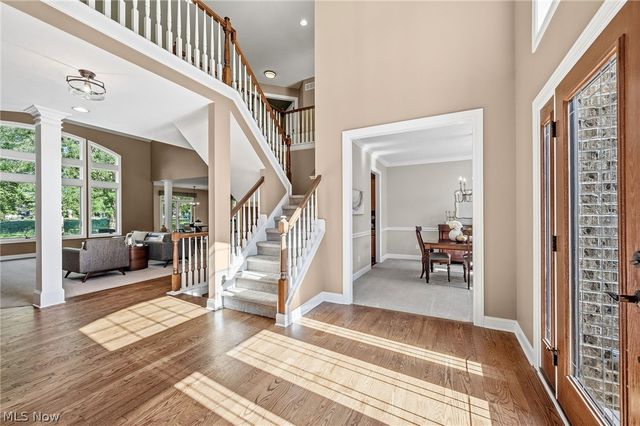 583 Legends Row, Avon Lake, OH 44012