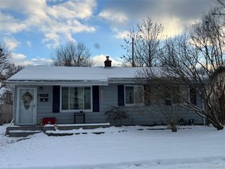 3734 Craig Drive, Flint, MI 48506